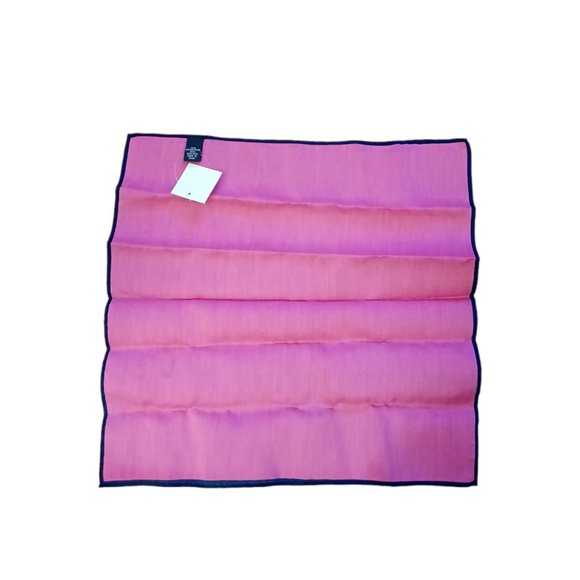 Ted Baker Silk Blend Lot Of Two Silk Pink Navy Pocket Squares NWT - Picture 6 of 7